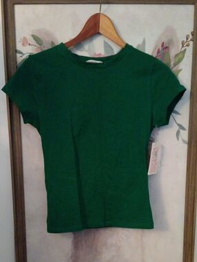 Green Short Sleeve Crewneck Tee